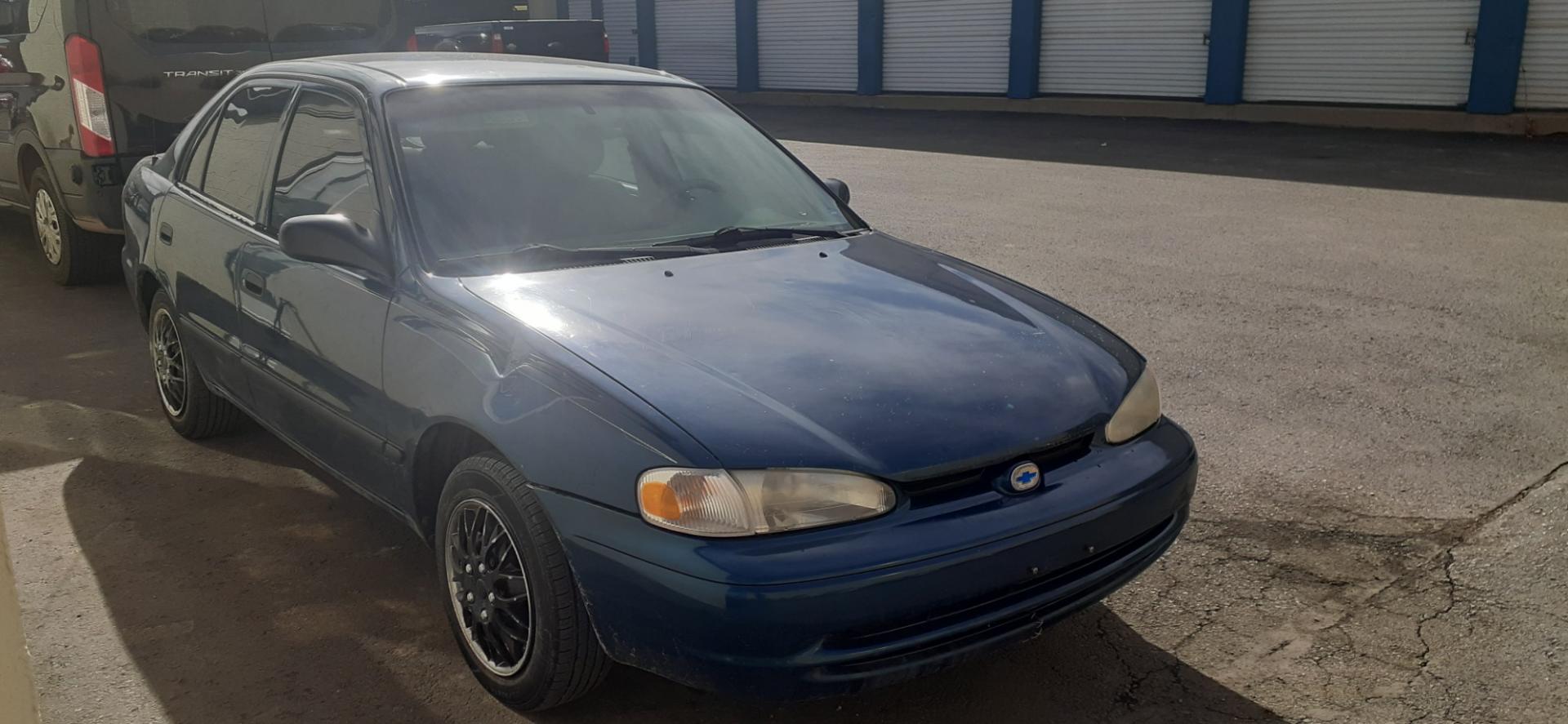 2001 Chevrolet Prizm (1Y1SK52801Z) , located at 2015 Cambell Street, Rapid City, SD, 57701, (605) 342-8326, 44.066433, -103.191772 - CARFAX AVAILABLE - Photo#4